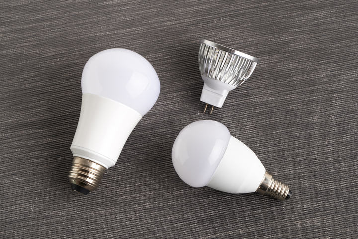 Jack-Store 5 Pcs E26 To E17 LED Bulb Base Converter Halogen CFL Light Lamp Adapter Socket Change PBT White 