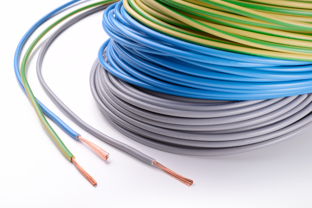 electrical wire with live neutral and ground