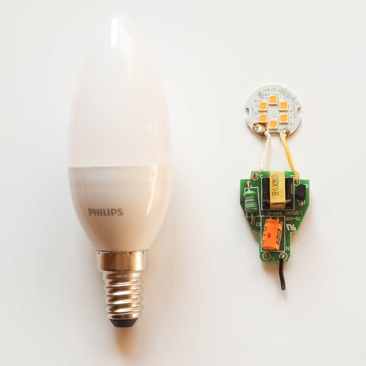 philips bulb and the inner circuit