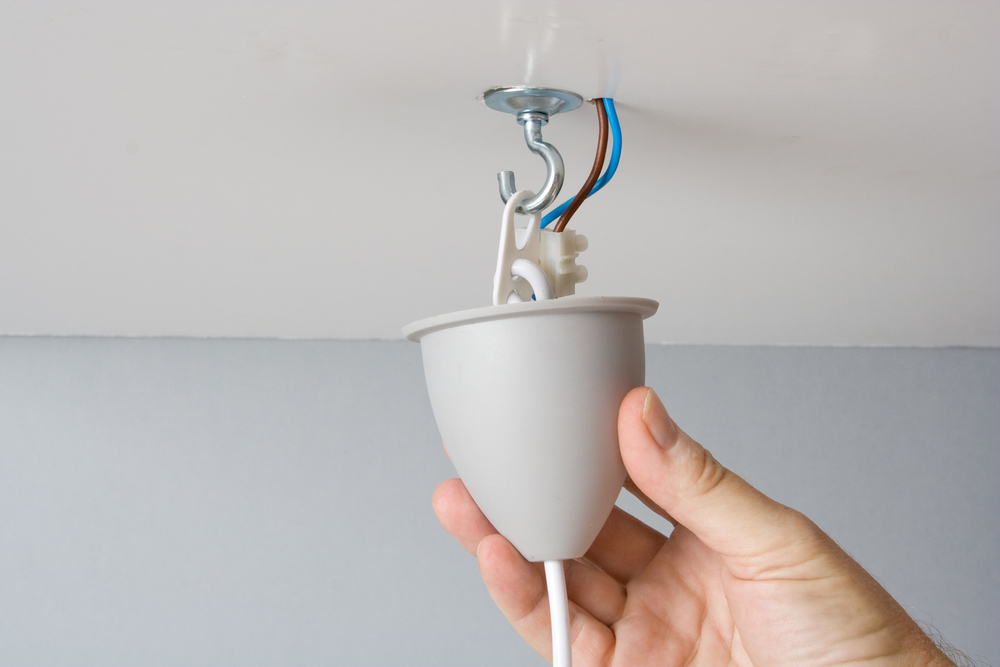 installing pendant light on the ceiling hook