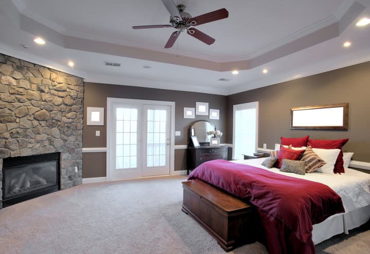 large bedroom with recessed light