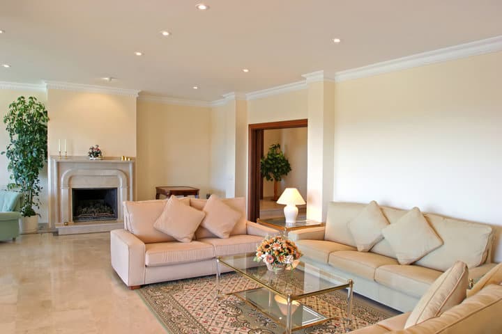 Bright, luxury interior living room